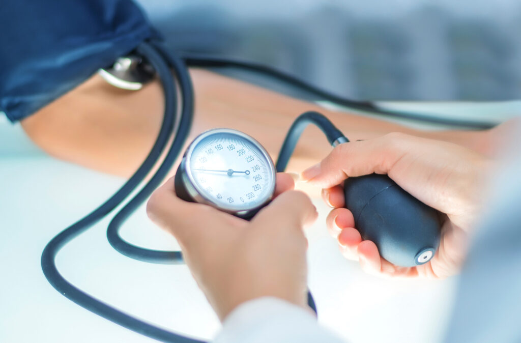 medicinska dijagnoza hipertenzije cesnjak spusta tlak